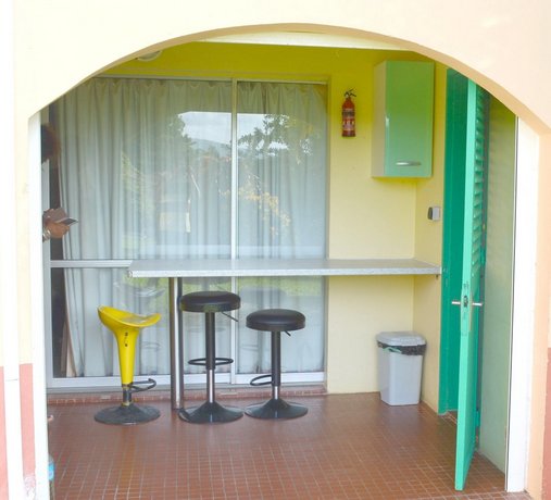 Studio in Sainte Anne With Wonderful sea View Furnished Garden and Wifi - 50 m From the Beach