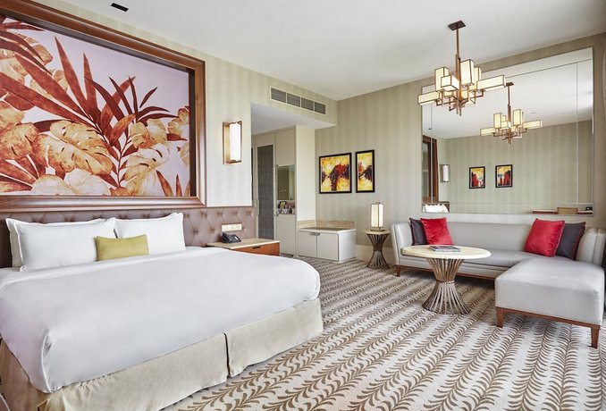 Resorts World Sentosa - Equarius Hotel
