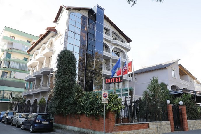 Broadway Hotel Tirana