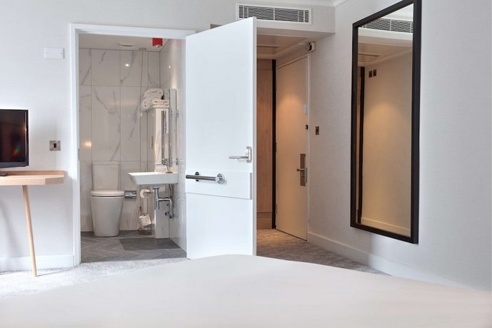 DoubleTree by Hilton London Elstree