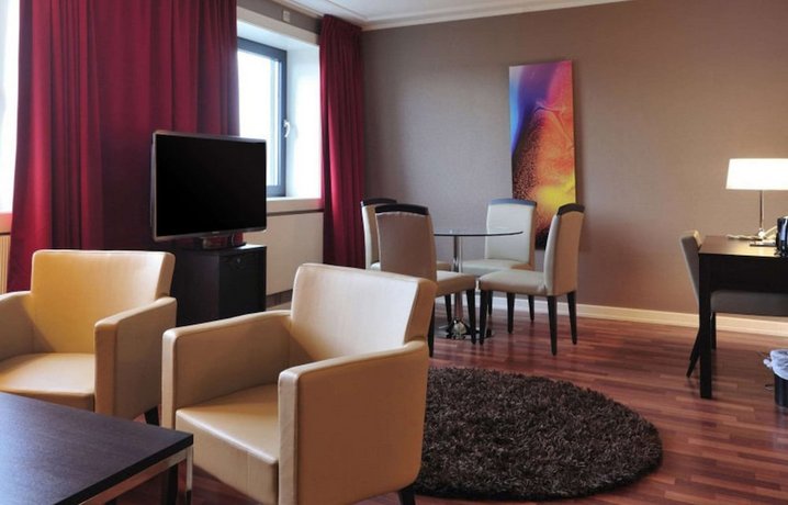 Quality Hotel Grand Royal