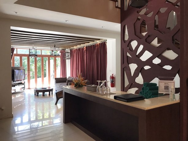 Amatapura Beachfront Villa 15
