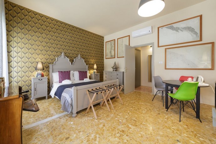 Budget Rooms Cagliari