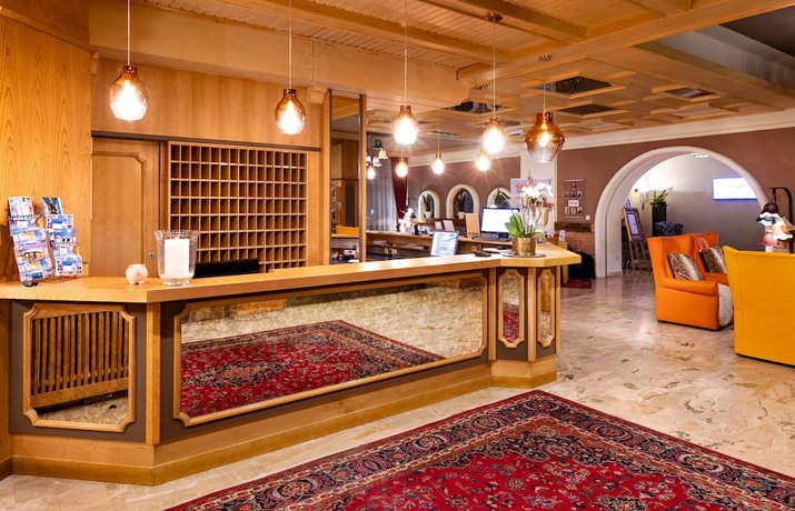 Hotel Latini Zell am See