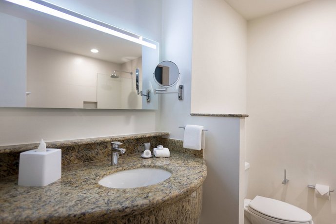 Courtyard by Marriott Cancun Airport