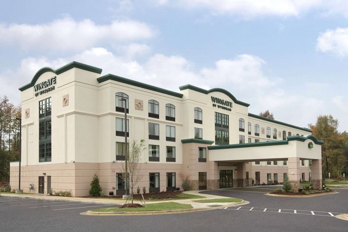 Wingate by Wyndham State Arena Raleigh/Cary Hotel