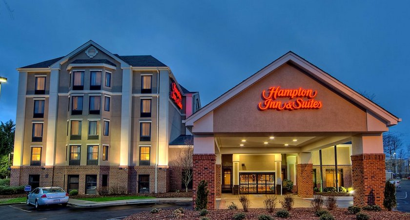 Hampton Inn and Suites Asheville-I-26