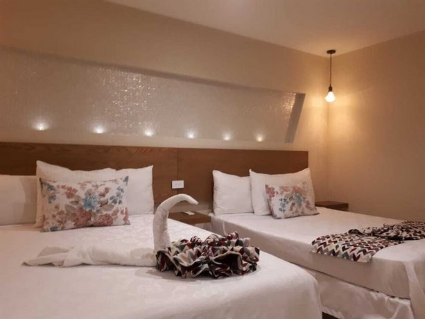 Brisas 10 Beachside Suites