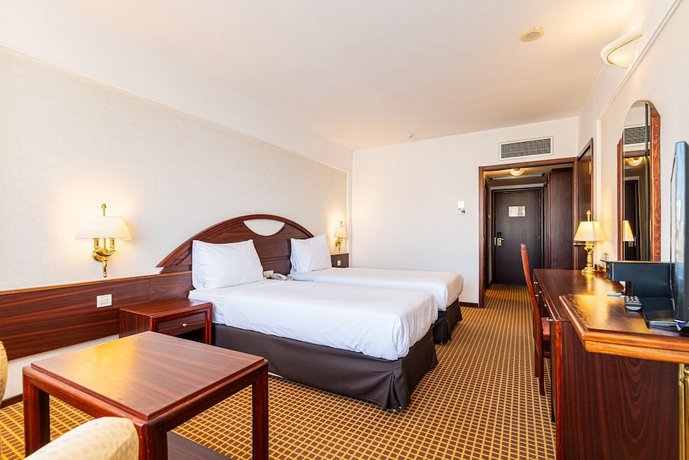Hotel Aro Palace