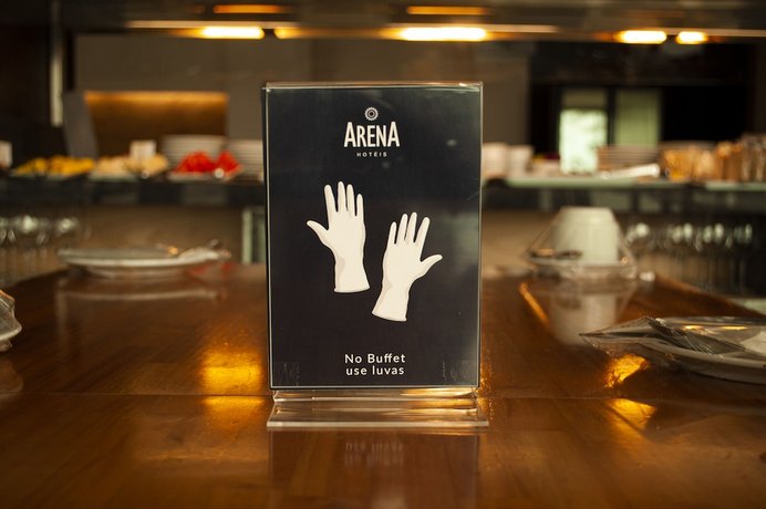 Arena Leme Hotel