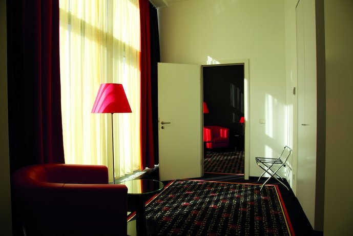 Отель Angelo by Vienna House Ekaterinburg