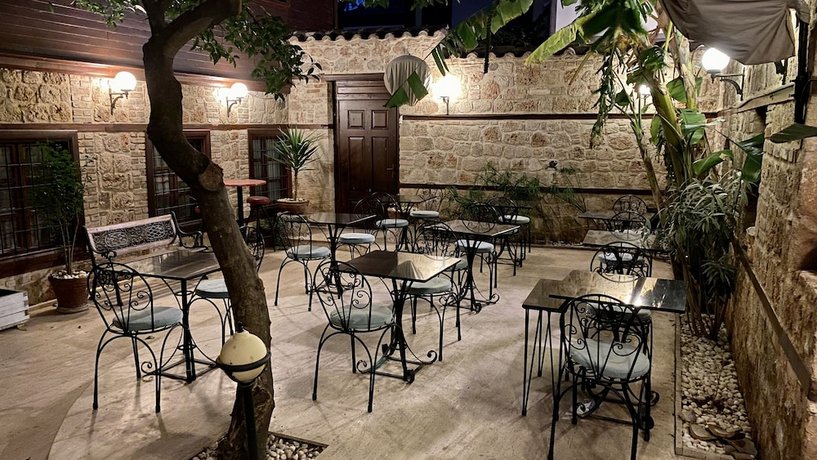 Mediterra Art Hotel