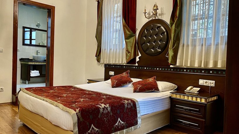 Mediterra Art Hotel