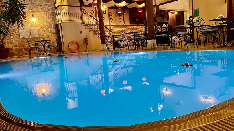 Mediterra Art Hotel