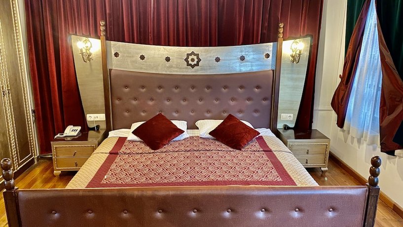 Mediterra Art Hotel