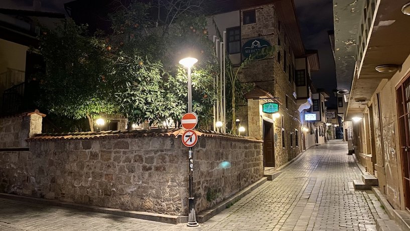 Mediterra Art Hotel