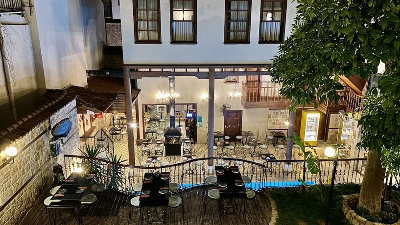 Mediterra Art Hotel