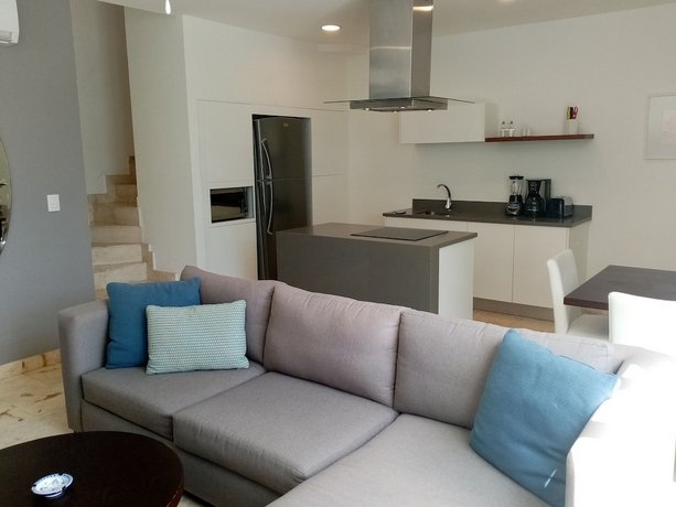 Anah Suites