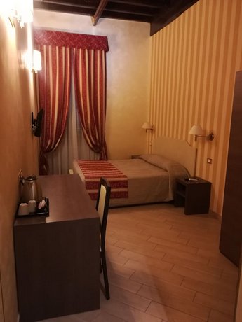 Excellence Suite