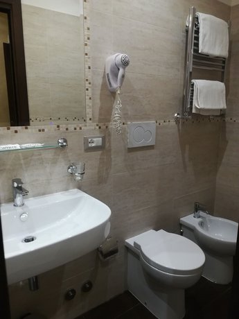 Excellence Suite