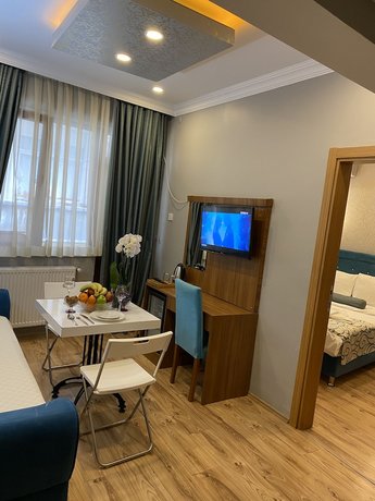 Riverland Suites