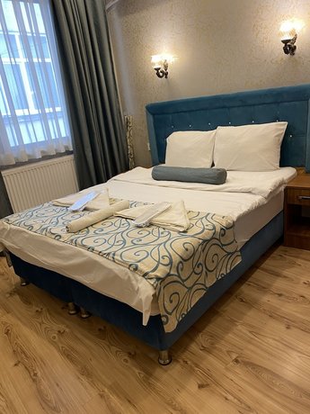 Riverland Suites