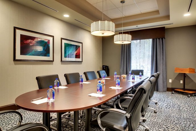 Hampton Inn & Suites Greenville Airport