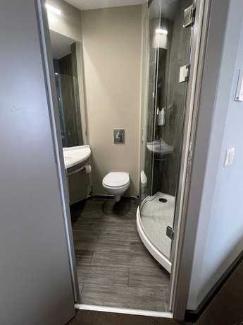 Ibis Sofia Airport Hotel - Park & Fly