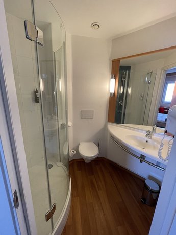 Ibis Sofia Airport Hotel - Park & Fly