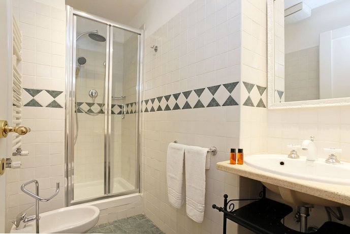 Grand Tour Roma Guest House