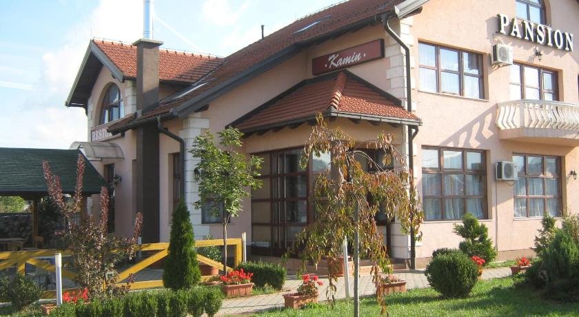 Pansion Kamin