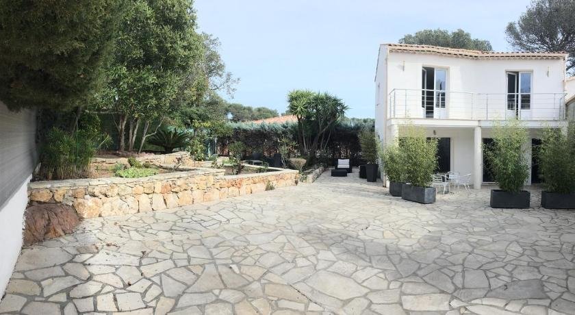 'Les Alizes' Bord De Mer Boulouris