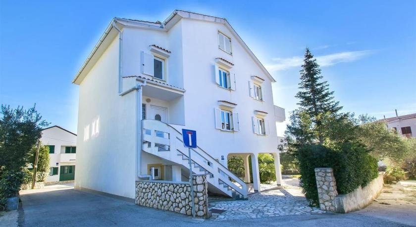 Apartments Loina
