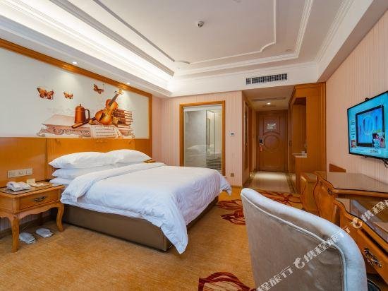 Vienna International Hotel Guiyang Century Jinyuan Shopping Center