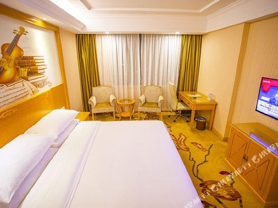 Vienna Hotel Shenzhen Taoyuanju