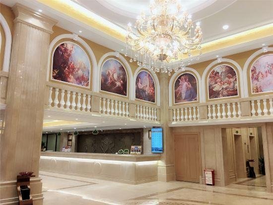 Vienna Hotel Chongqing West Railway Station Baguocheng
