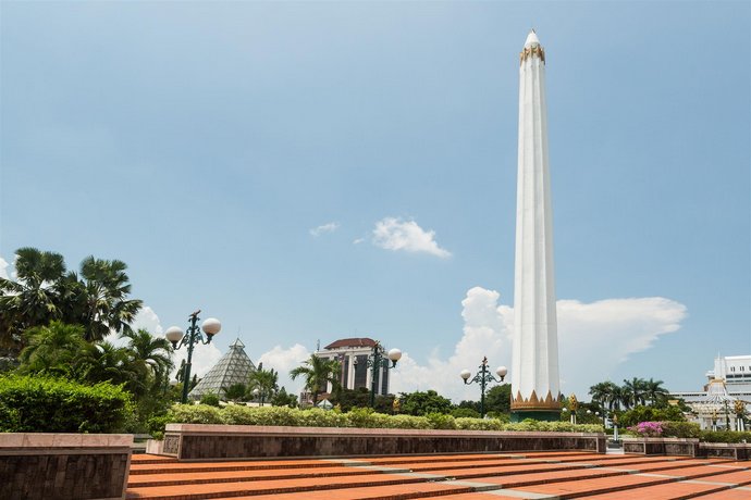 RedDoorz near Balai Kota Surabaya
