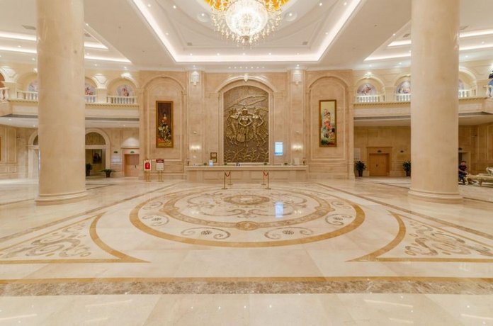 Vienna International Hotel Li County Center