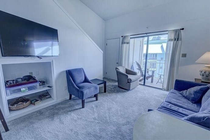 Sugar Beach 323