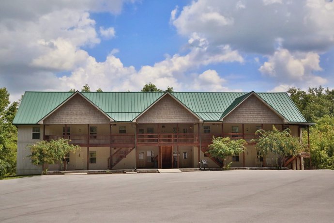 Poplar Point Condo Unit 12F