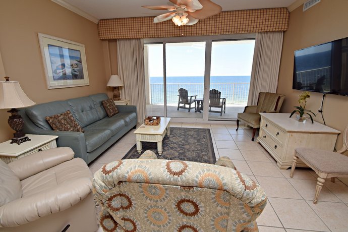 Regency Isle 703 by RedAwning