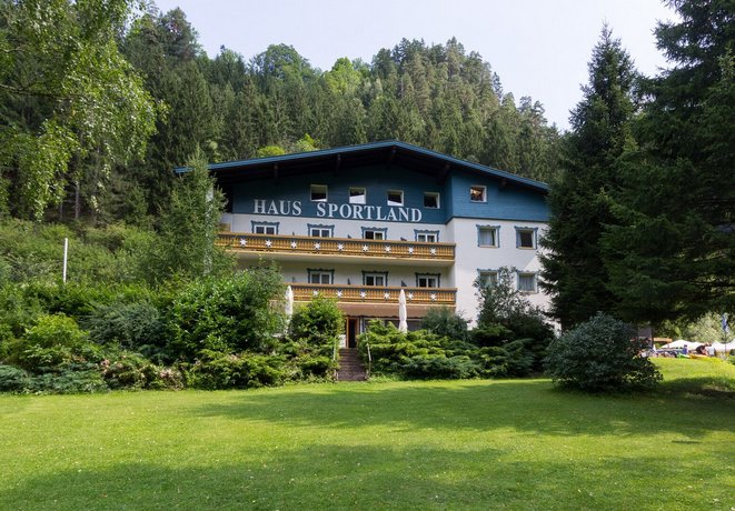 Hotel Sportland & Outdoor-Center Sankt Johann im Walde Austria thumbnail