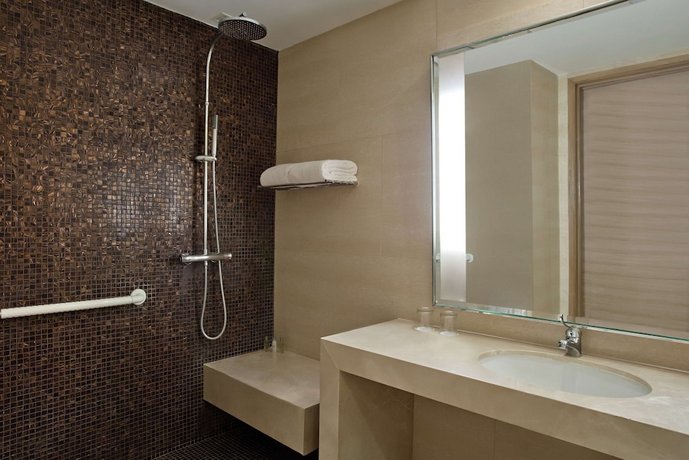 DoubleTree Suites by Hilton Bangalore