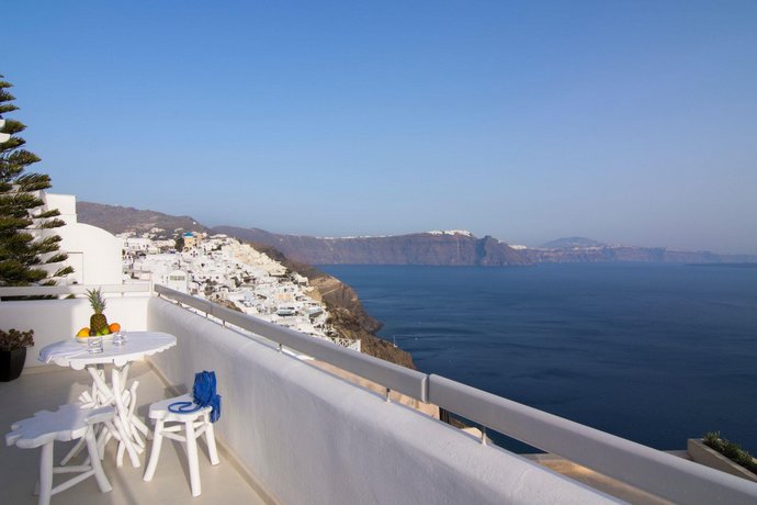 Santorini Secret Suites & Spa