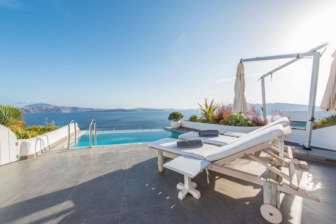 Santorini Secret Suites & Spa