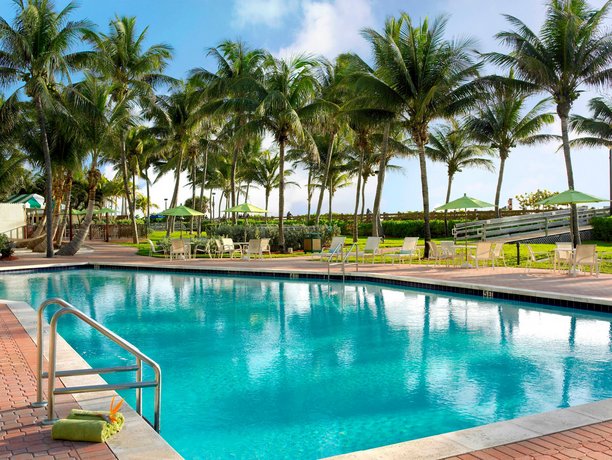 Holiday Inn Miami Beach-Oceanfront an IHG Hotel