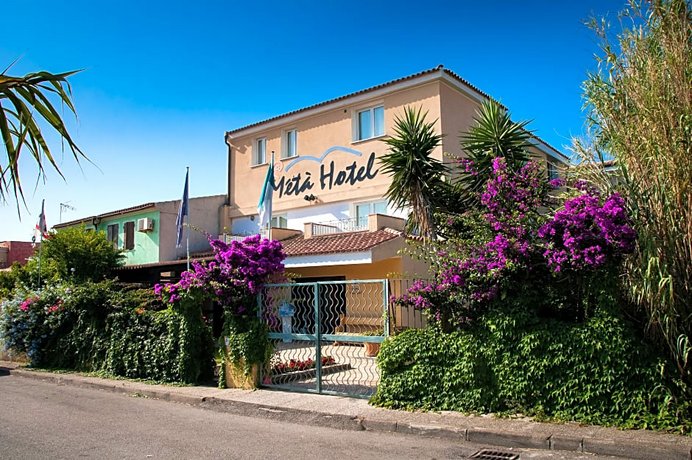 Meta Hotel