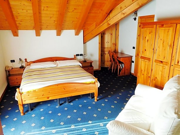 Hotel Vescovi