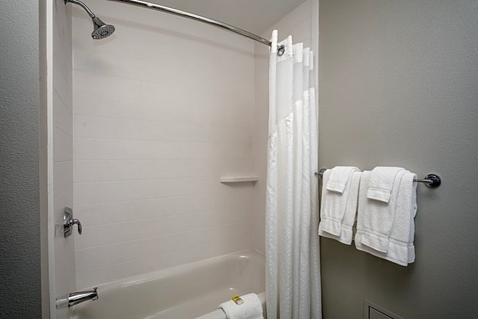 Holiday Inn Express & Suites - Bend South