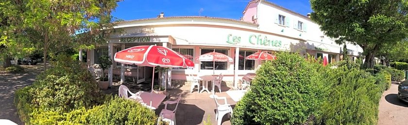 Hotel Les Chenes
